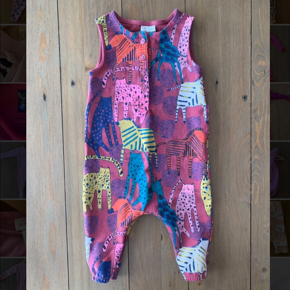 Sleeveless baby romper 3-6M